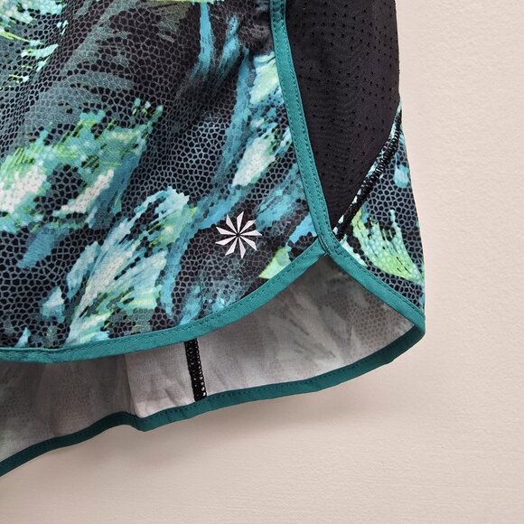 Athleta Track This Run Shorts Sz Large Lightweight Lined Athletic Nepali Teal - Picture 5 of 10